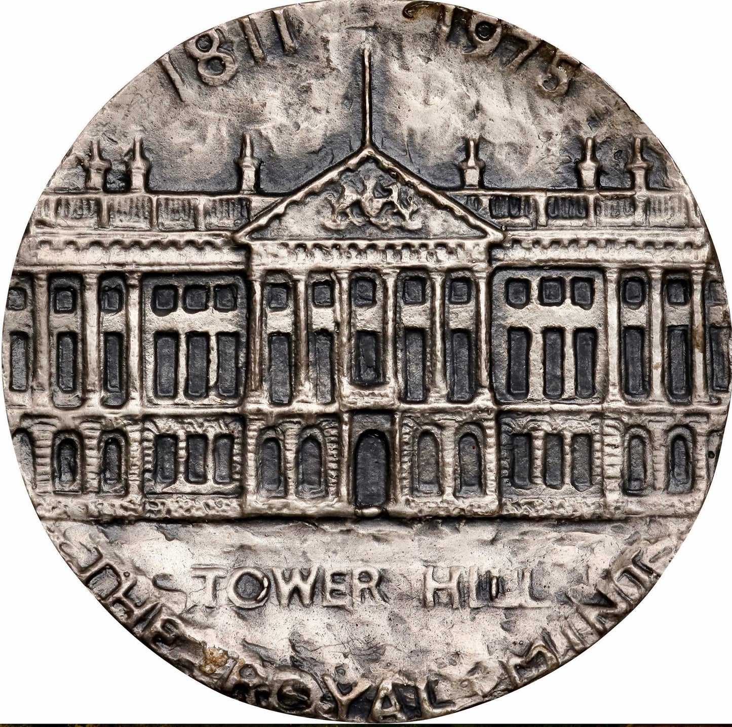 1975 Royal Mint End of London Production 53mm silver medal in box of issue E 2132