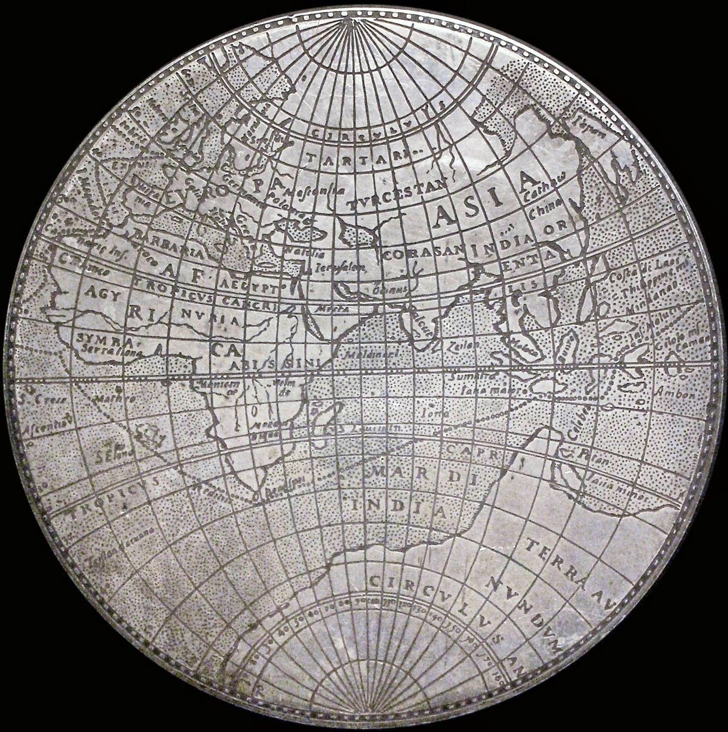 1977 Sir Francis Drake 68mm silver medal on 400th anniversary of his world voyage.