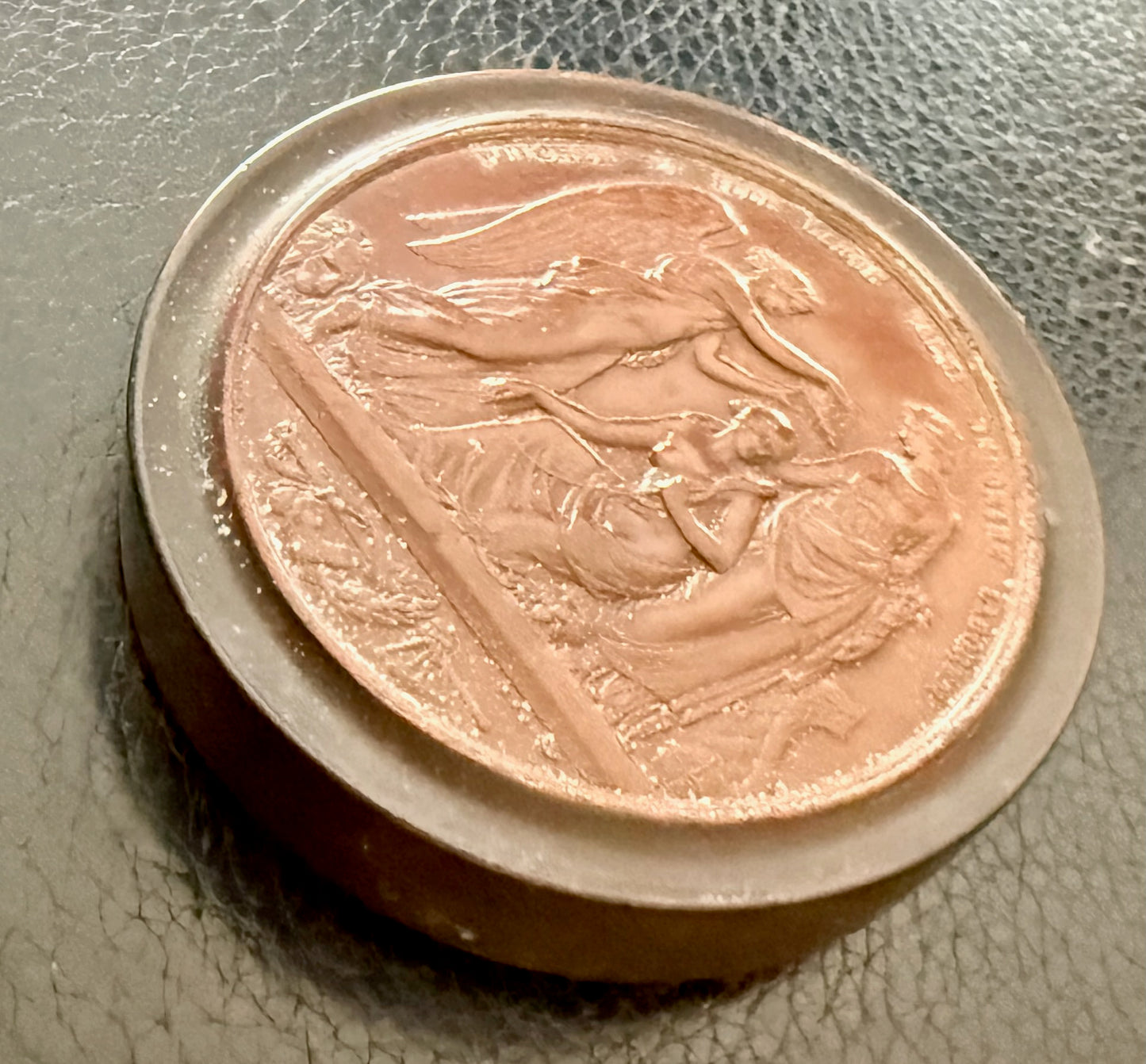 1851 Great Exhibition Bois Durci box cast of Juror''s medal by W Wyon BHM 2464 E1457