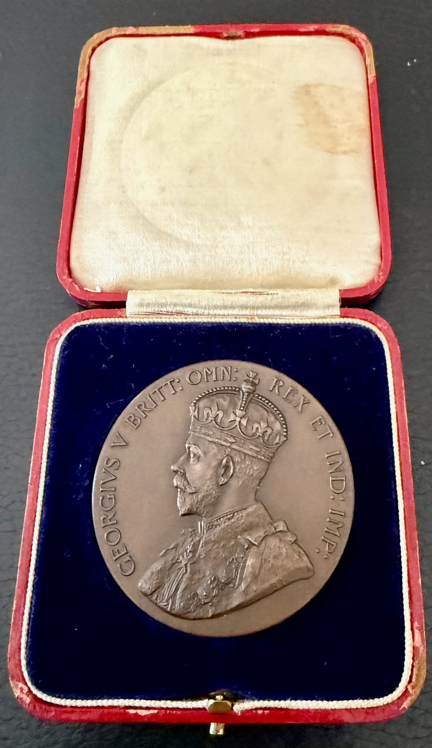 1925 British Empire Exhibition 51mm cased bronze medal BHM 4203 E1997