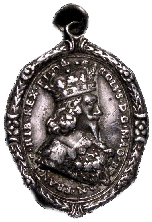1642 (2) Royalist silver badge 51mm*37mm MI 360/232 E168a NVF