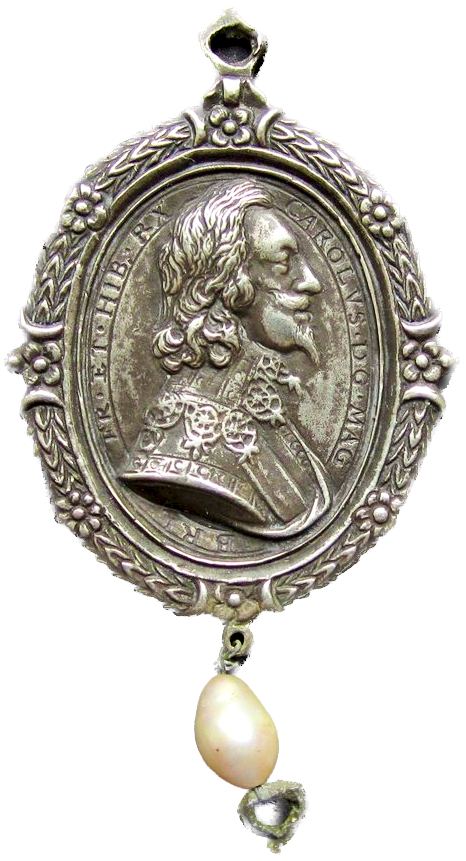 1642 (c) Royalist silver badge with pearl 44mm*38mm MI 360/231 E167b