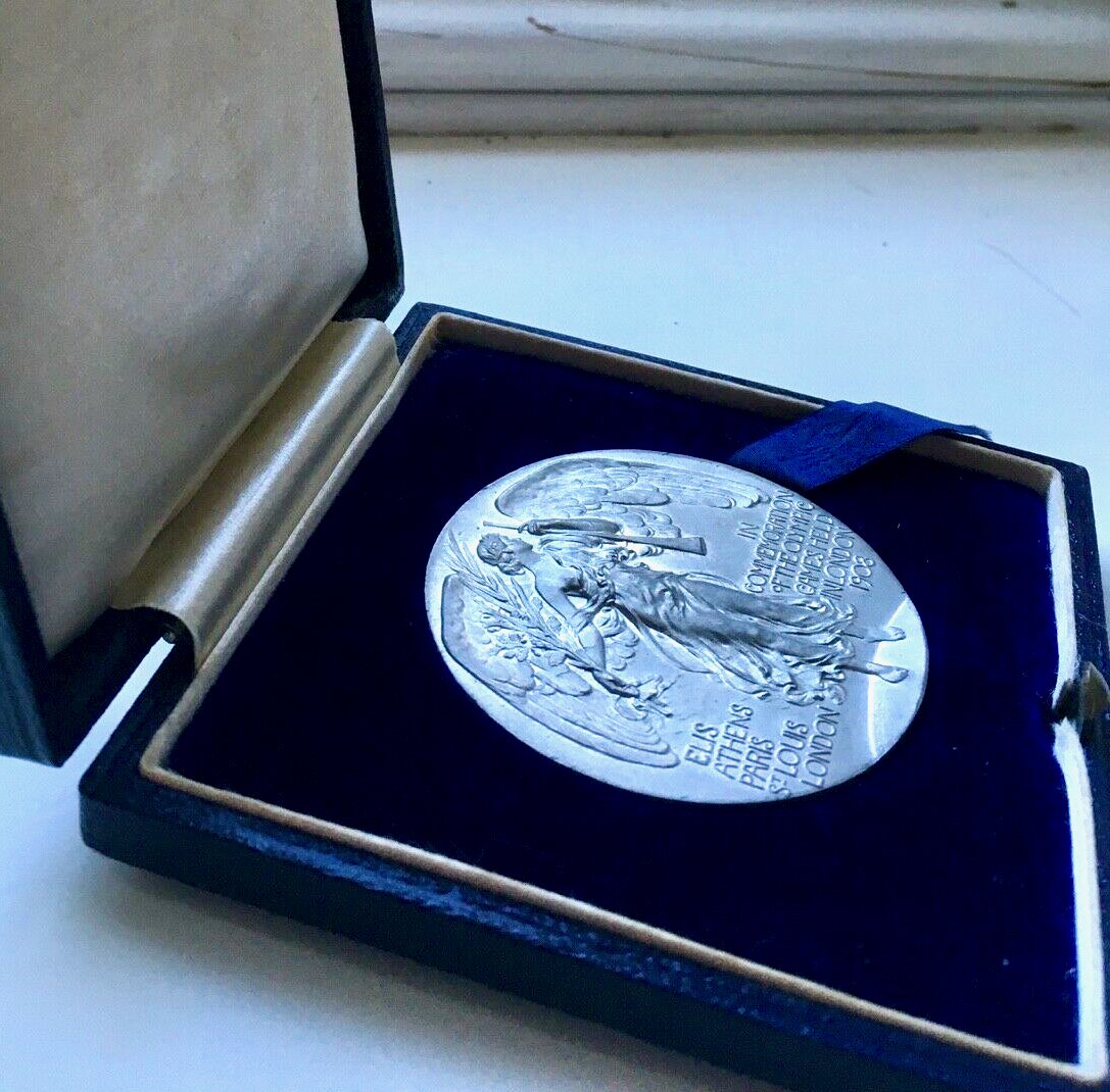 1908 London Olympics 50mm boxed participation medal in white metal BHM 3963 E1904