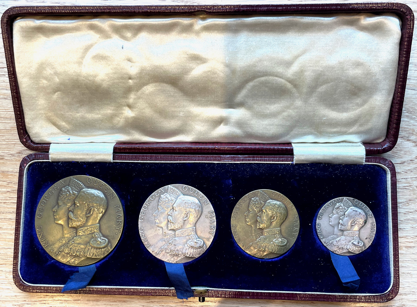 1911 Coronation cased set of four medals bronze and silver BHM 4056 Extremely Rare UNC