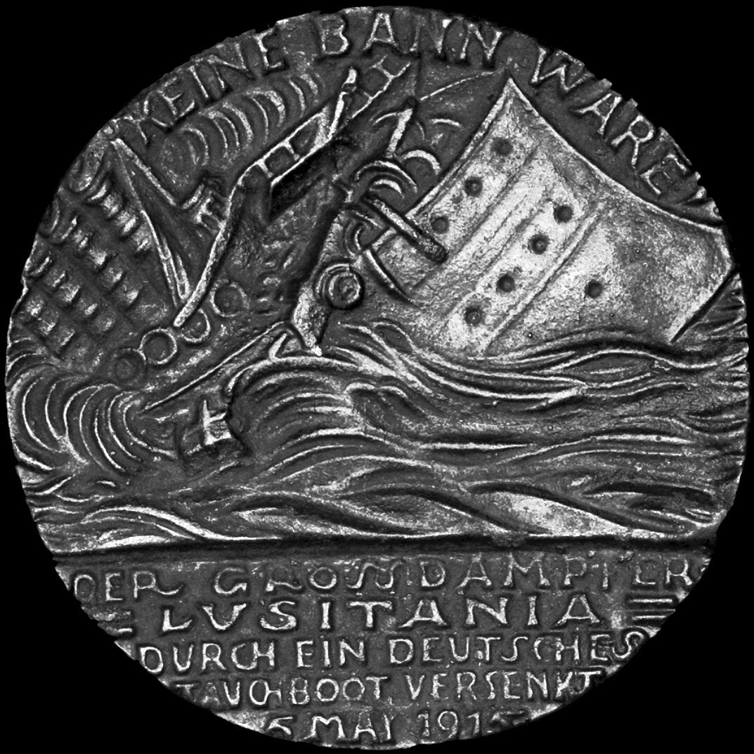 1915 Sinking of the SS Lusitania 55mm iron medal BHM 4118 E1941Ab