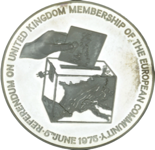 1975 Referendum on British Membership of the EEC 45mm silver medal in box of issue